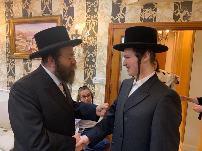 באדיבות המצלם