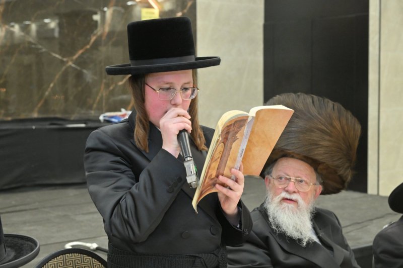 באדיבות המצלם