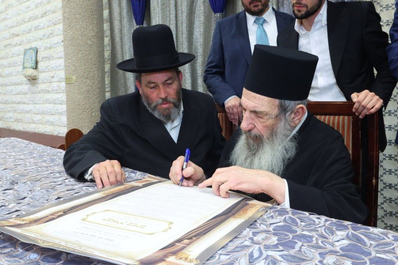 באדיבות המצלם