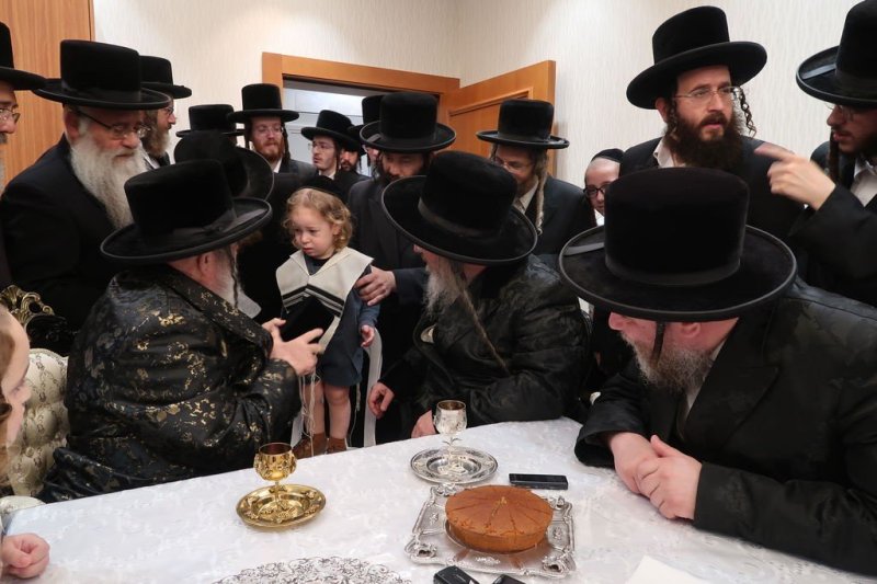 באדיבות המצלם