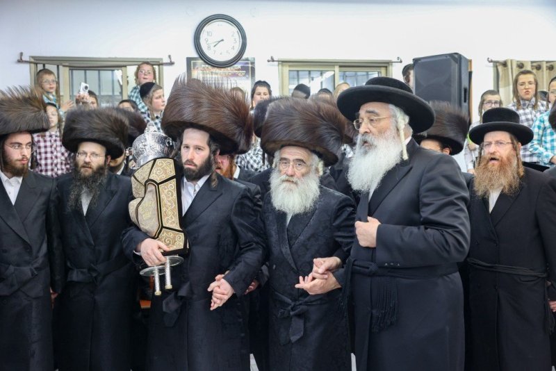 באדיבות המצלם