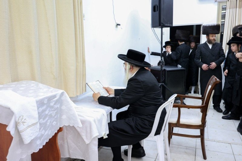 באדיבות המצלם