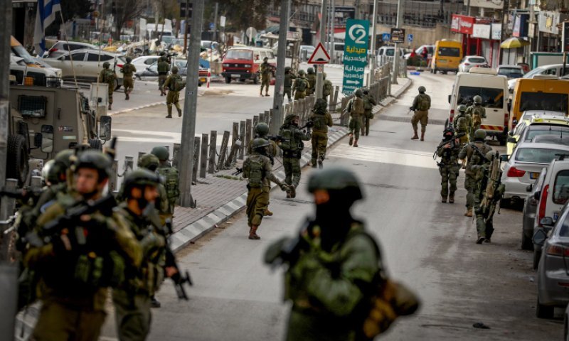 כוחות המנהל האזרחי חילצו שני יהודים שיכורים מטולכרם