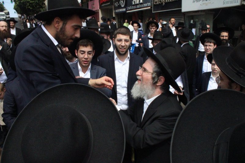 באדיבות המצלם