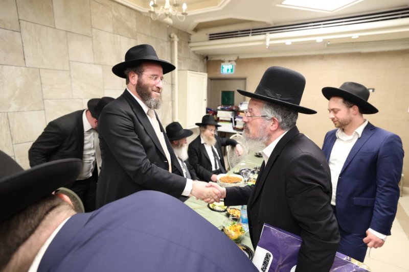 שמוליק קורלנסקי