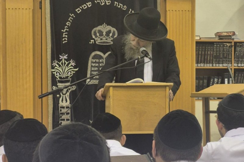 באדיבות המצלם