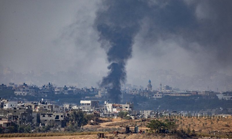 צה"ל ושב"כ תקפו בעזה מחסני נשק ואתר שיגור