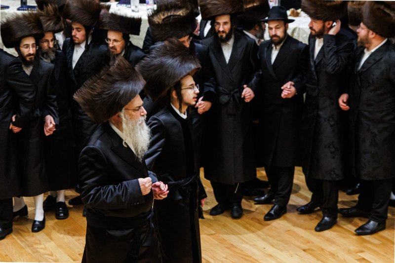 האחים לאנטשעווסקי 