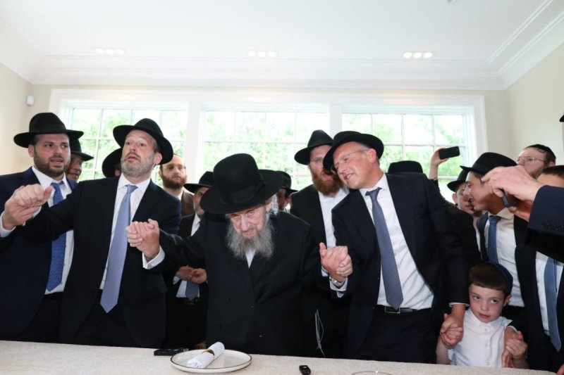 דניאל נפוסי ואלי קובין