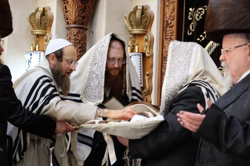 באדיבות המצלם