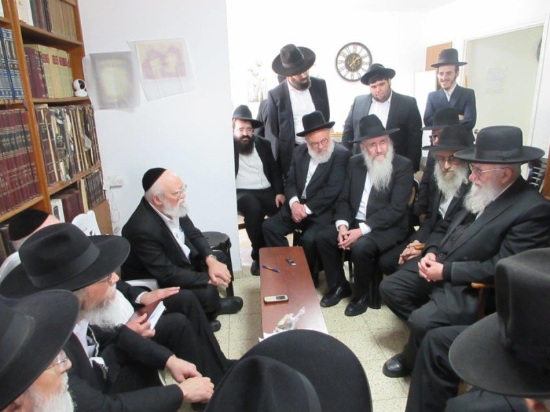 באדיבות המצלם