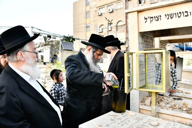 שוקי לרר