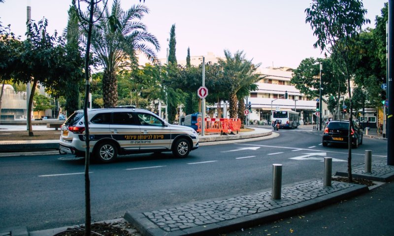 אירוע ביזארי בתל אביב: גנב אוטובוס מהמסוף - ועשה תאונה
