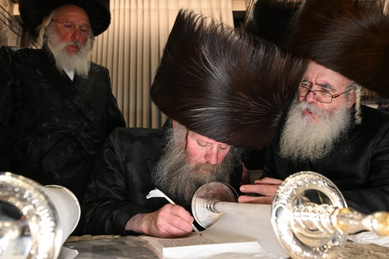 משה גולדשטיין, דוד ארזני ומאיר לביא