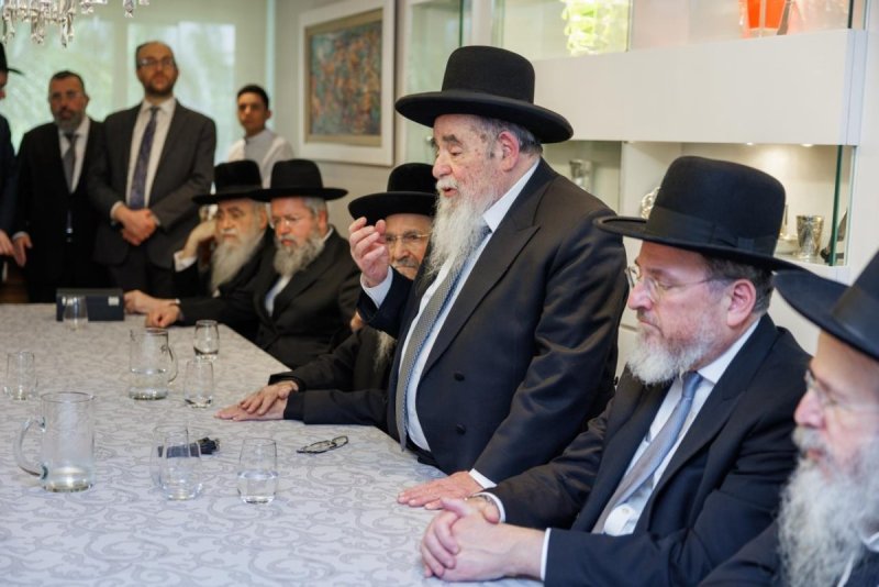 דניאל נפוסי ומאיר זלזניק