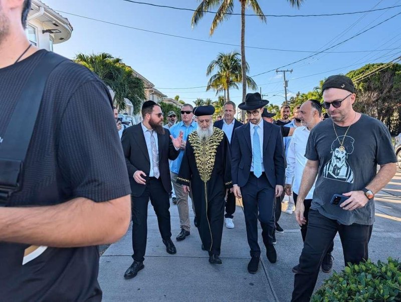 באדיבות המצלם