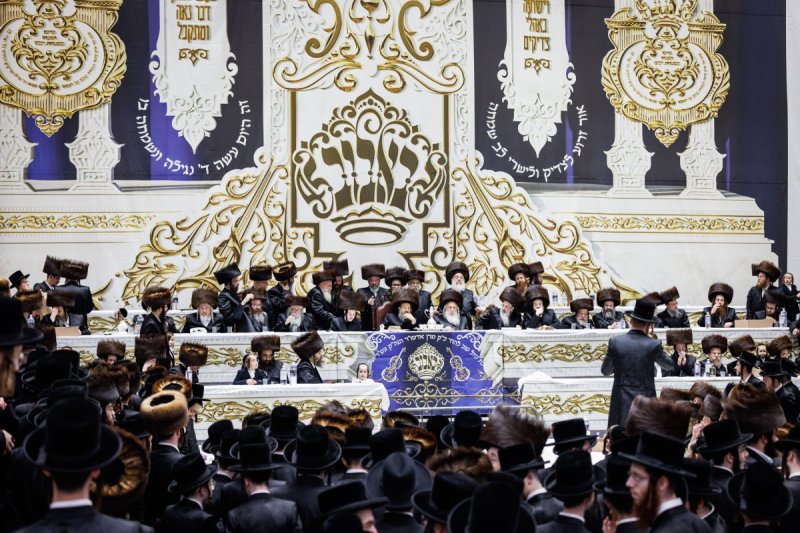 אברומי בלום והלל ל"ש