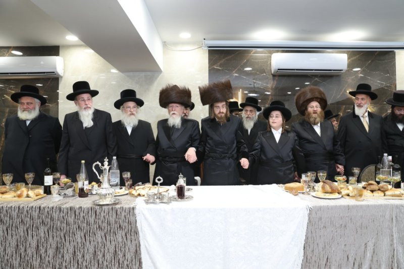 באדיבות המצלם