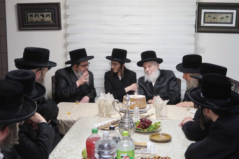 באדיבות המצלם