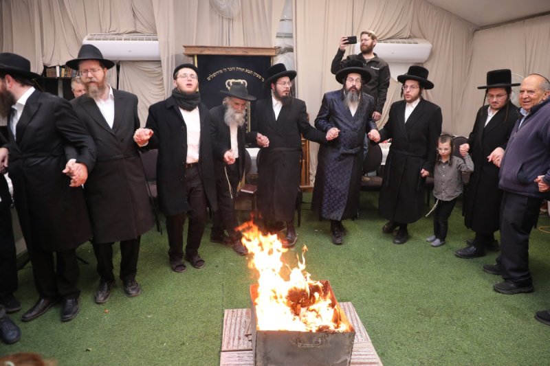 באדיבות המצלם