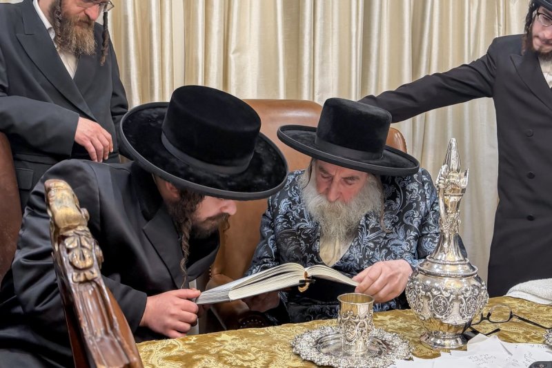 באדיבות המצלם