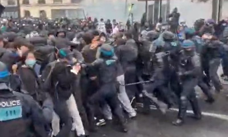 אירופה בוערת: פעיל המזוהה עם חמאס נעצר בחשד לארגון המהומות