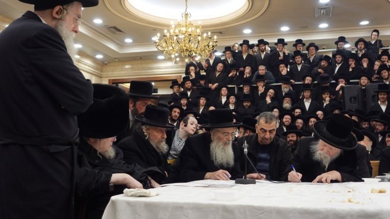 אנשיל בעק וא.מ.ש