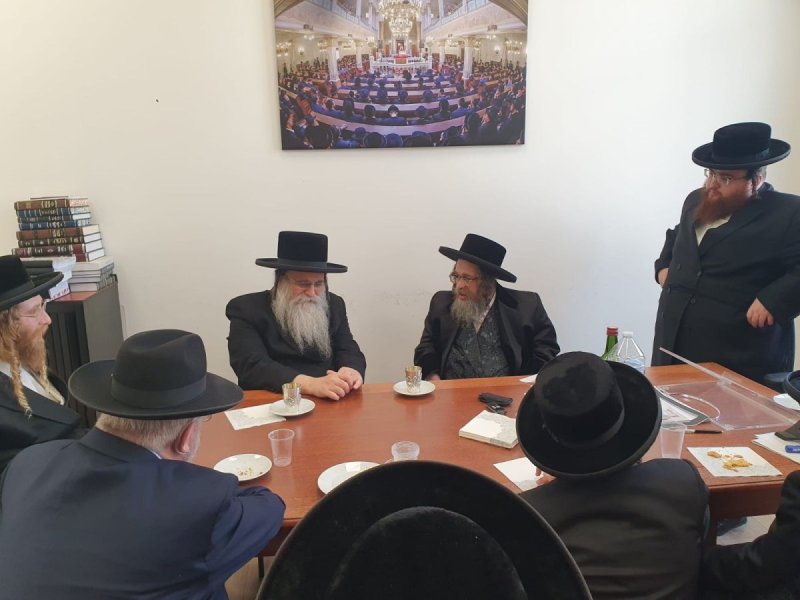 משה קאהן ומ.א. נוימן