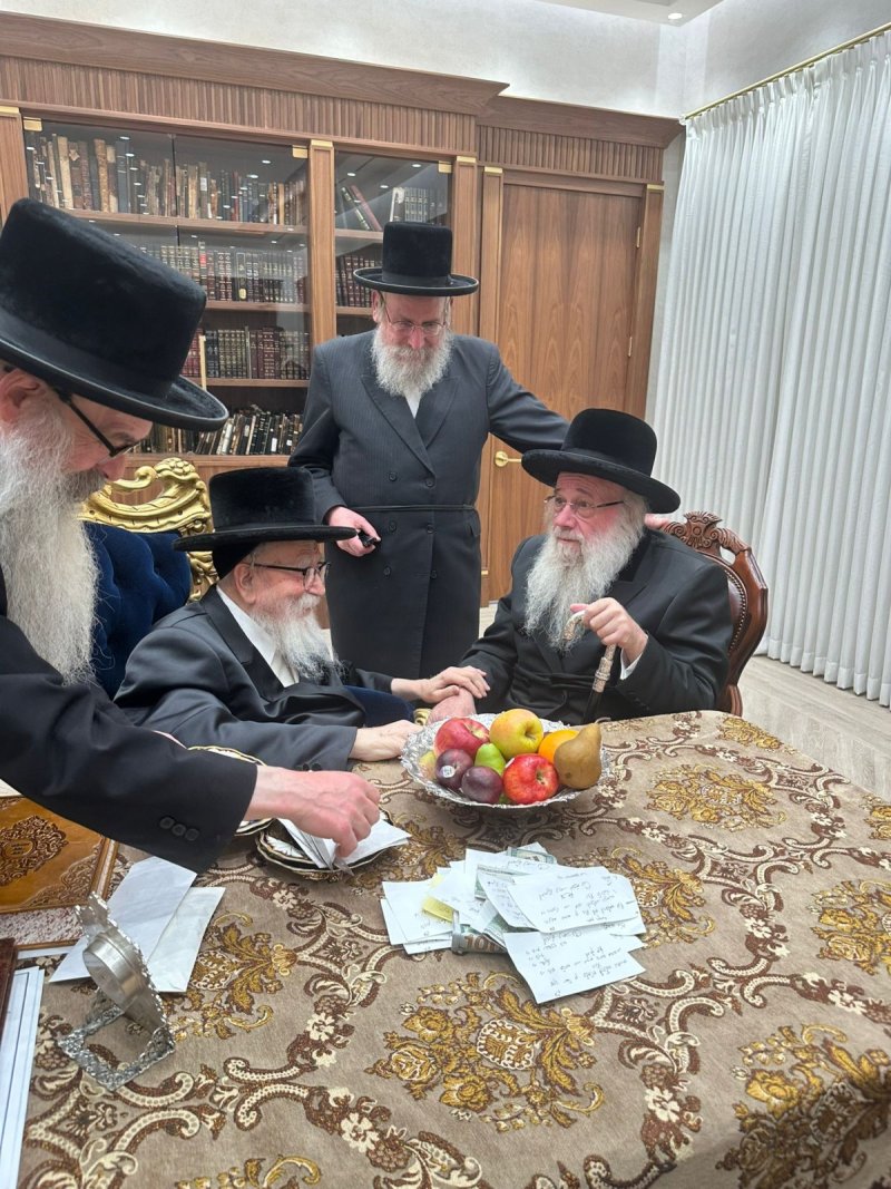 באדיבות המצלם