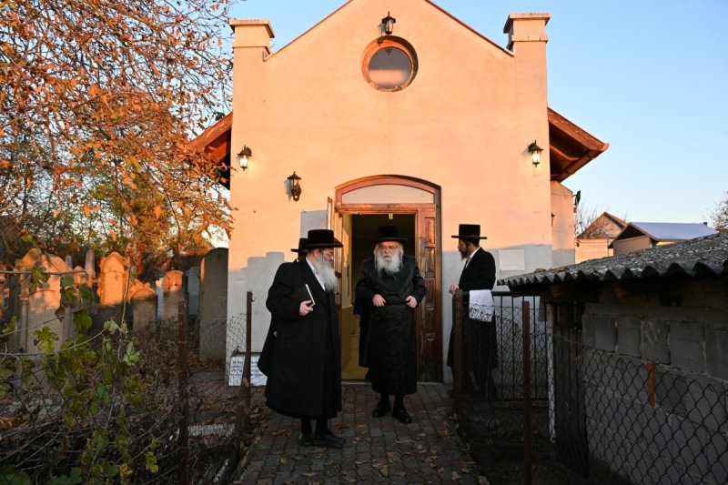 באדיבות המצלם