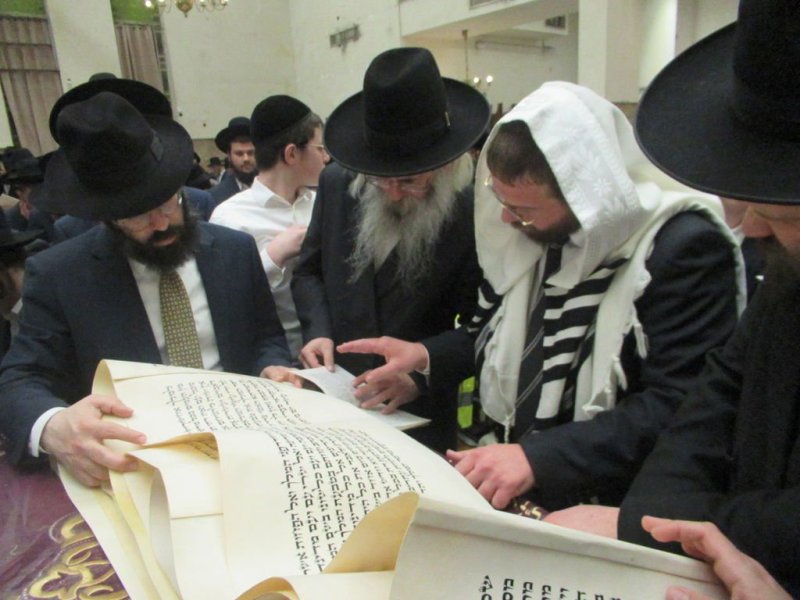 באדיבות המצלם