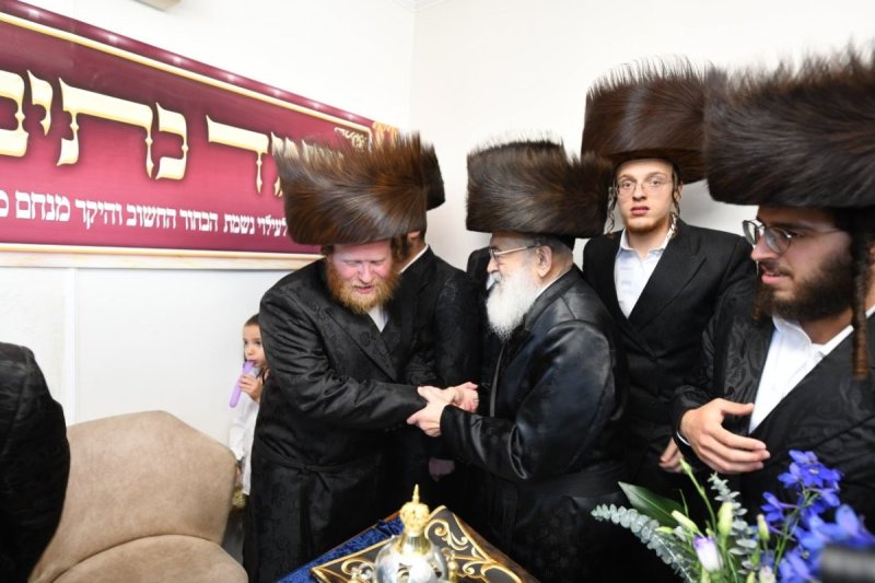 אנשיל בעק