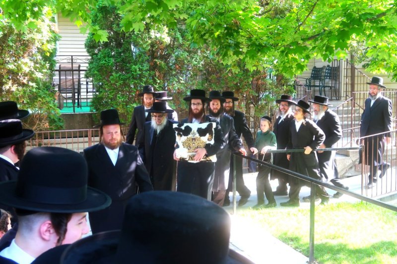 באדיבות המצלם
