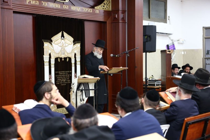 באדיבות המצלם