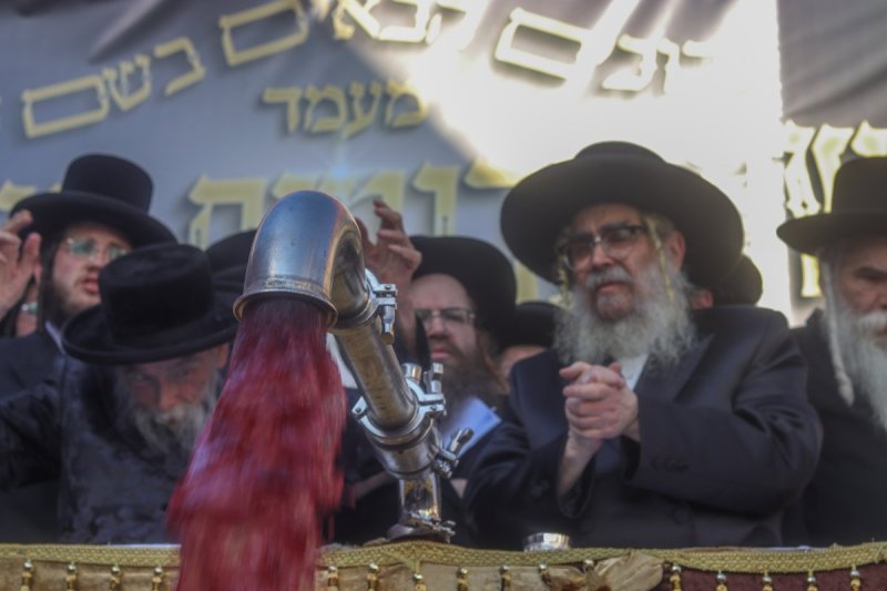 באדיבות המצלם