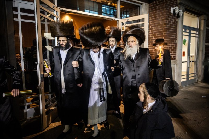 האחים לאנטשעווסקי 