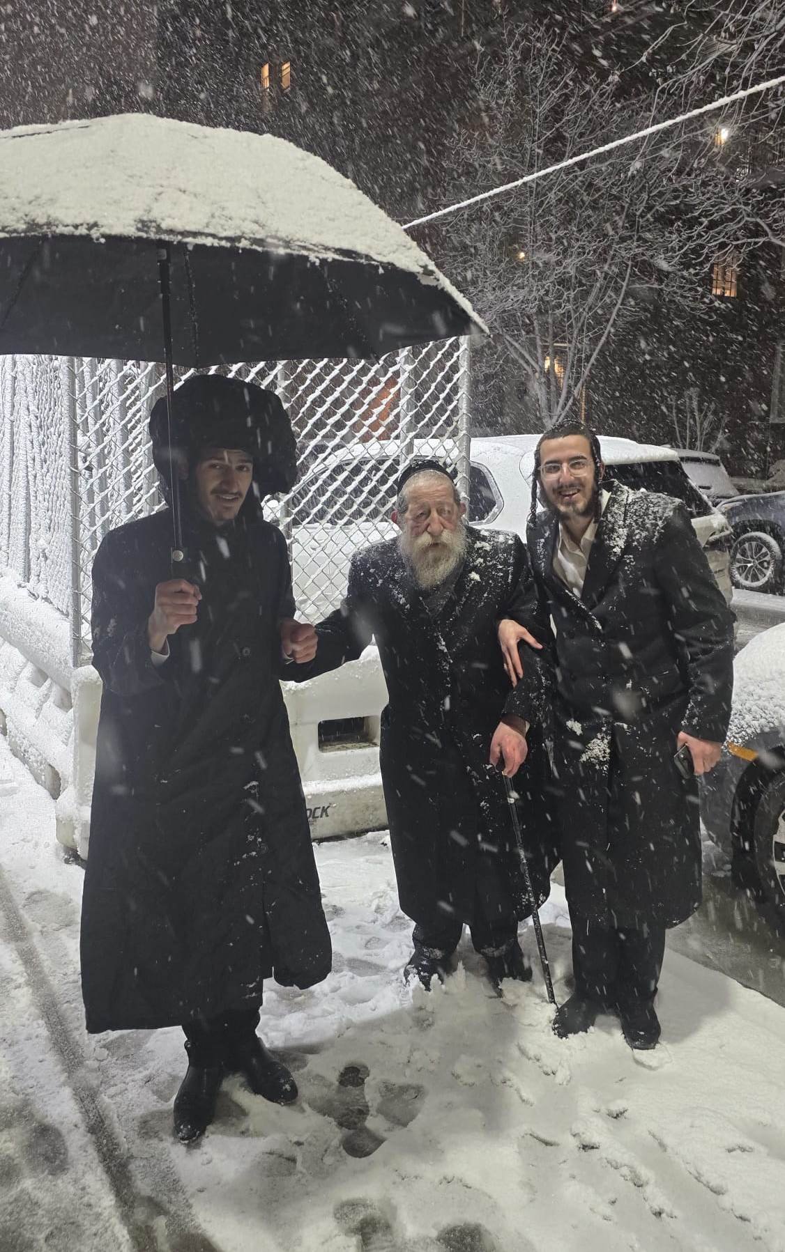 באדיבות המצלם