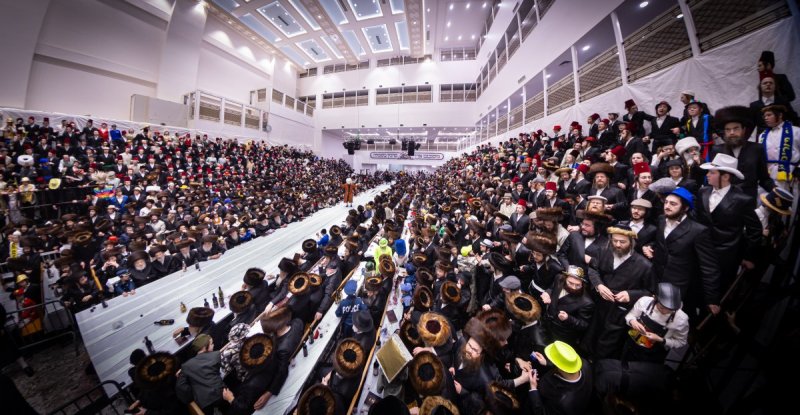 האחים לאנטשעווסקי, אברומי בלום, ואייזיק י.