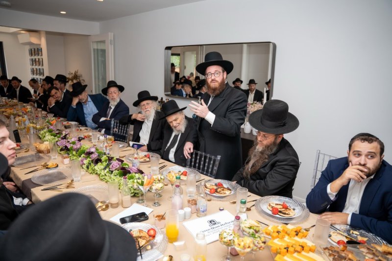 דניאל נפוסי ומאיר זלזניק