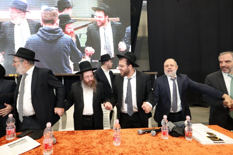 שמוליק קורלנסקי