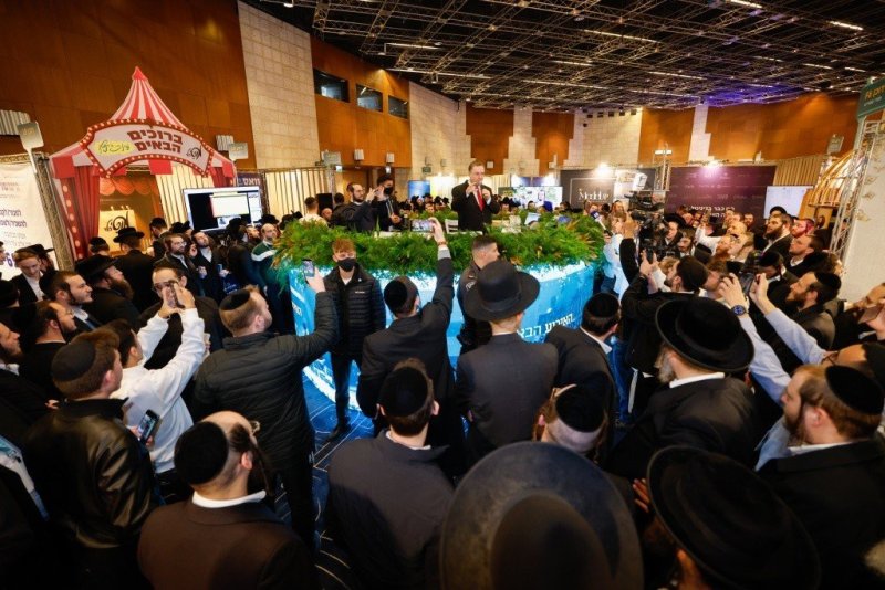 משה גולדשטיין ושמוליק קורלנסקי