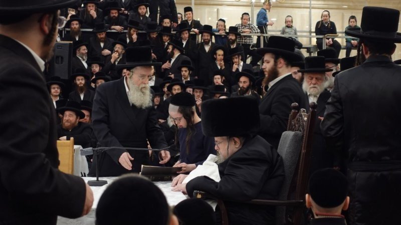 אנשיל בעק וא.מ.ש