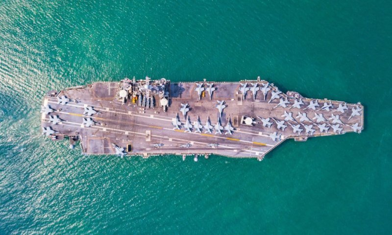 נושאת המטוסים "לינקולן" הגיעה לאזור; איראן: "התגובה תהיה נרחבת ומרתיעה"