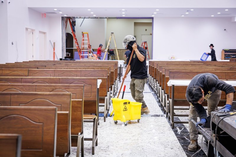 האחים לאנטשעווסקי ואושי וויינגארטן