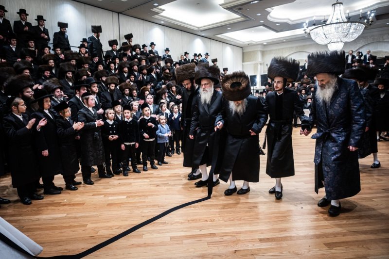 האחים לאנטשעווסקי 