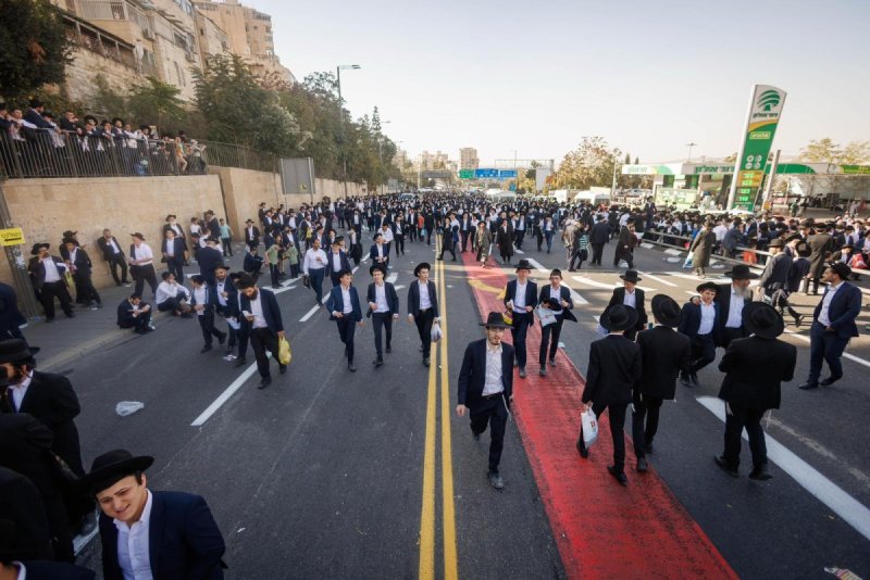 דניאל נפוסי ודוד מנדלסון