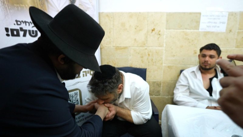 באדיבות המצלם