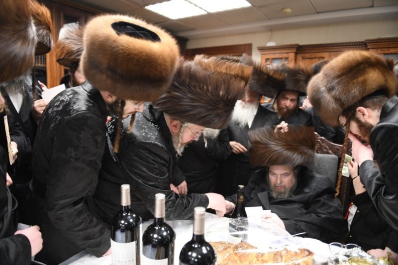 אנשיל בעק וא.מ.ש