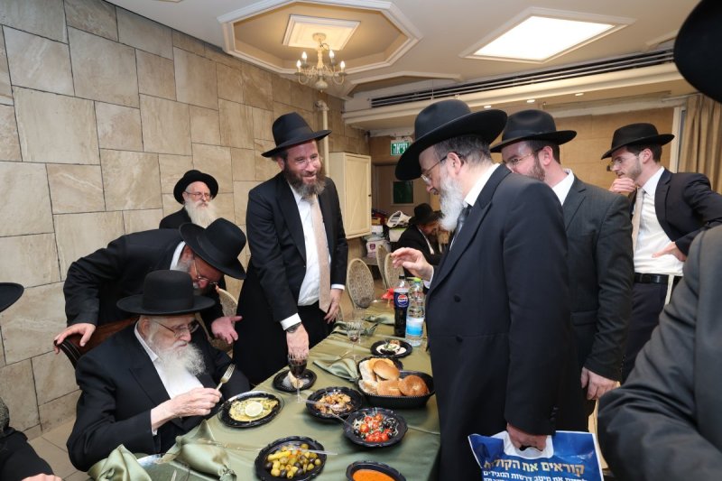 שמוליק קורלנסקי