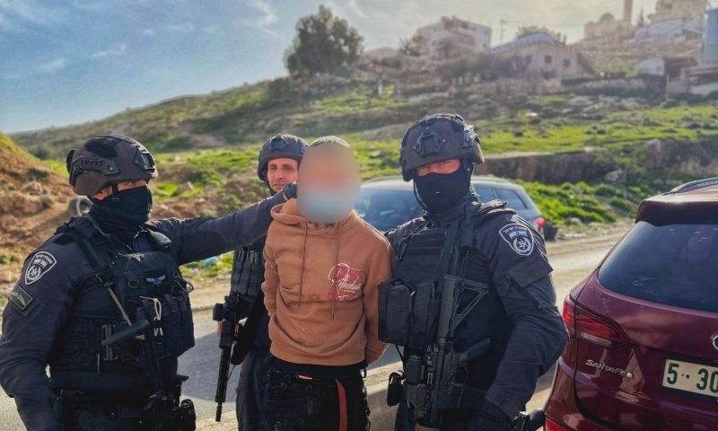 "גיבור המקלדת" ששיבח את סינוואר הופתע, נשלף מרכבו ונעצר